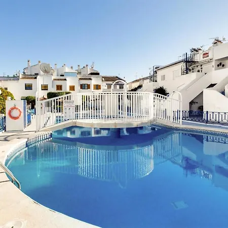 Gorgeous In With Kitchen Holiday home *