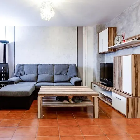 Gorgeous In With Kitchen Vakantiehuis